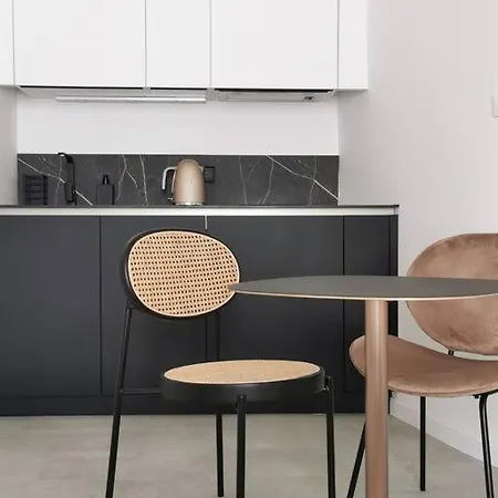 Gustave - Quartier Historique Apartment Nantes